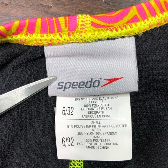 Speedo Flipturns Geo Zebra Mesh Back Swimsuit New - Picture 6 of 8